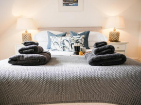 Padstow Escapes - Trewellen Luxury Holiday Cottage